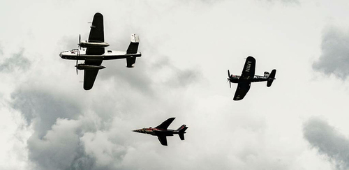 Adrenalin földön, vízen, levegőben – Red Bull Air Race Budapest a hétvégén