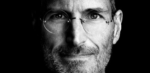Steve Jobs sem született vezető, sem tehetséges szónok nem volt - egy dolgot viszont nagyon tudott