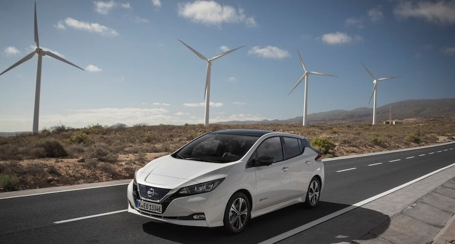 Nissan Leaf - elektromos autó - férfimagazin