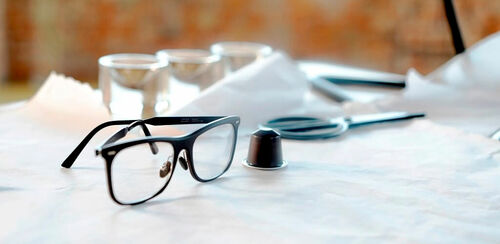 Stílusos Tipton szemüvegkeretek Nespresso kapszulákból