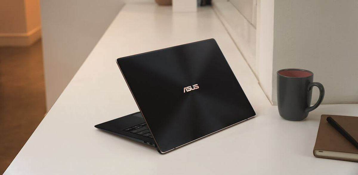 Innovatív megoldásokkal veszi fel a versenyt nagy riválisával az ASUS