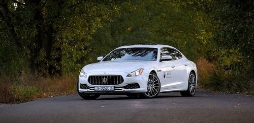 Maserati Quattroporte SQ4 – ha nem vagy hajlandó kompromisszumokra