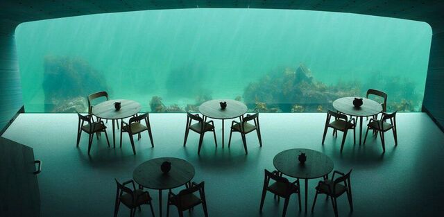 Mélytengeri kulinária: Norvégiában nyílt meg Európa első víz alatti étterme