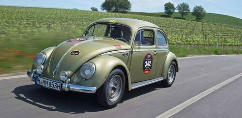 Két klasszikus Bogarat indít a Volkswagen a Mille Miglia 1600 km-es futamán