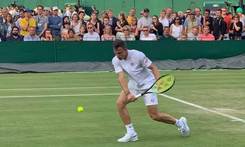 Fucsovics továbbjutott Wimbledonban, életében először a második fordulóban