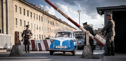 Bravúros szökés Berlinből egy BMW Isetta motorterében