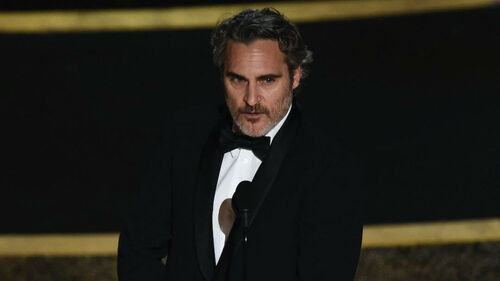 Joaquin Phoenix társadalomkritikus beszédei a Golden Globe-tól az Oscar-gáláig
