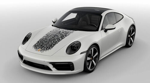 Hamarosan akár a tulajdonos óriás ujjlenyomata kerülhet az új Porsche 911-re