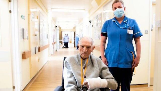 A 99 éves angol veterán, aki a II. világháború után a koronavírust is túlélte