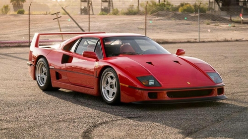 Ferrari F40 - 15 izgalmas tény az ikonikus maranellói paripáról