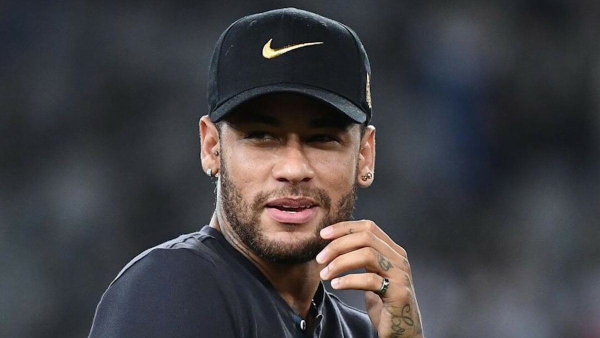 Neymar visszautasította a PSG 100 millió eurós ajánlatát