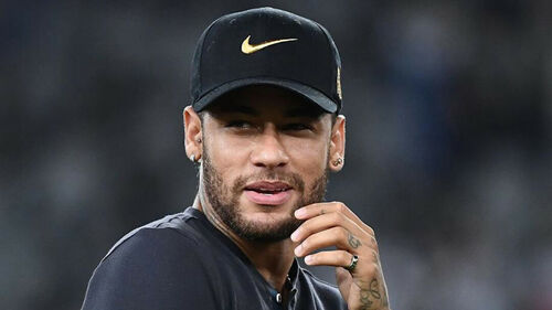 Neymar a futballtörténelem legdrágább szerződésével igazolt a PSG-hez