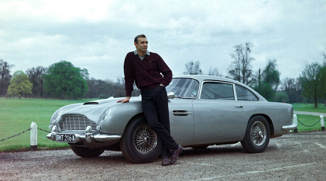 James Bond Aston Martinja a Goldfingerből titkosügynökhöz méltó formában kel újra életre