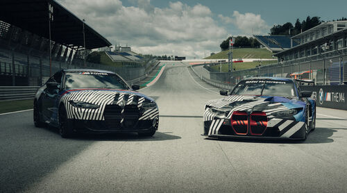 Közútról a versenypályára: együtt villantak meg az új BMW M4 Coupé és az új BMW M4 GT3 prototípusai