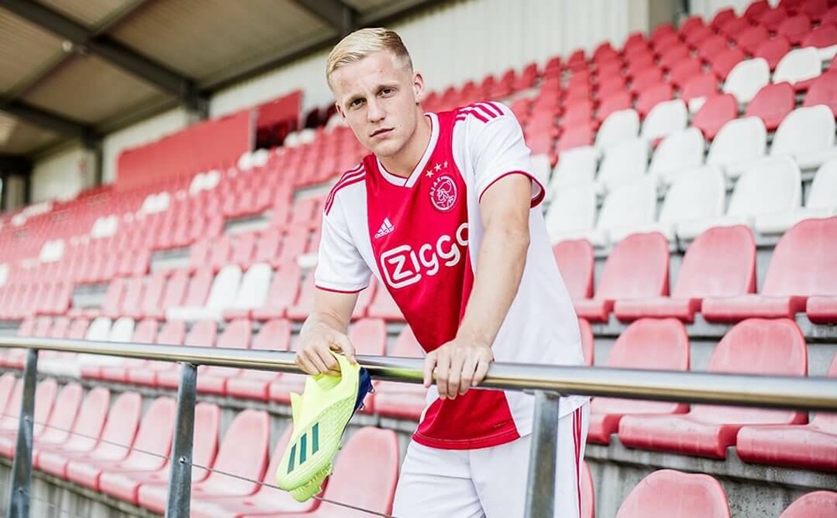 Koeman egyik első erősítése Van de Beek lehet