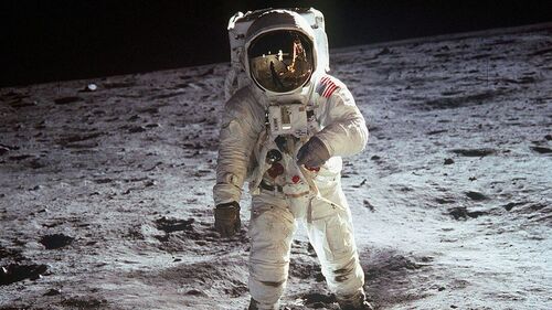 90 éve született Neil Armstrong, az első ember a Holdon