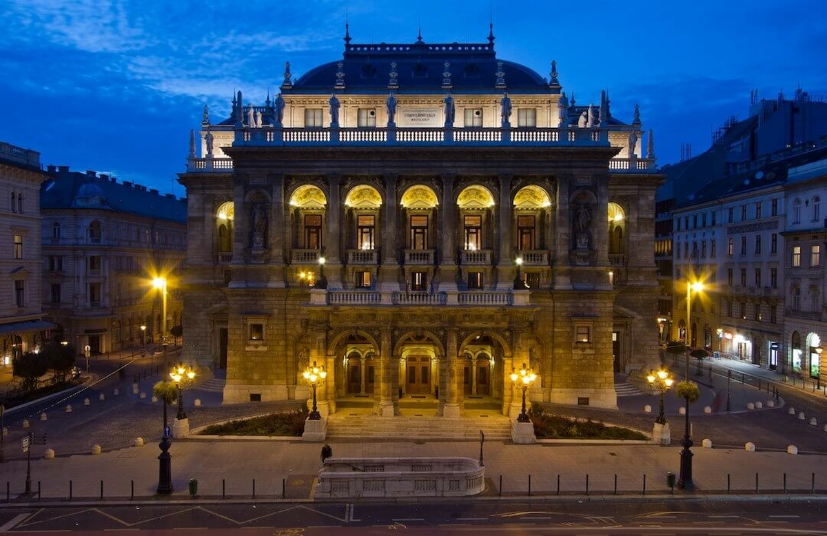 Hét bemutatót tart szeptemberben az Opera