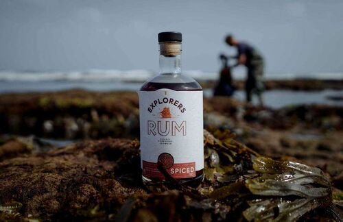 Cukormoszatból készült rummal menekült meg ez az angol cég a csődtől