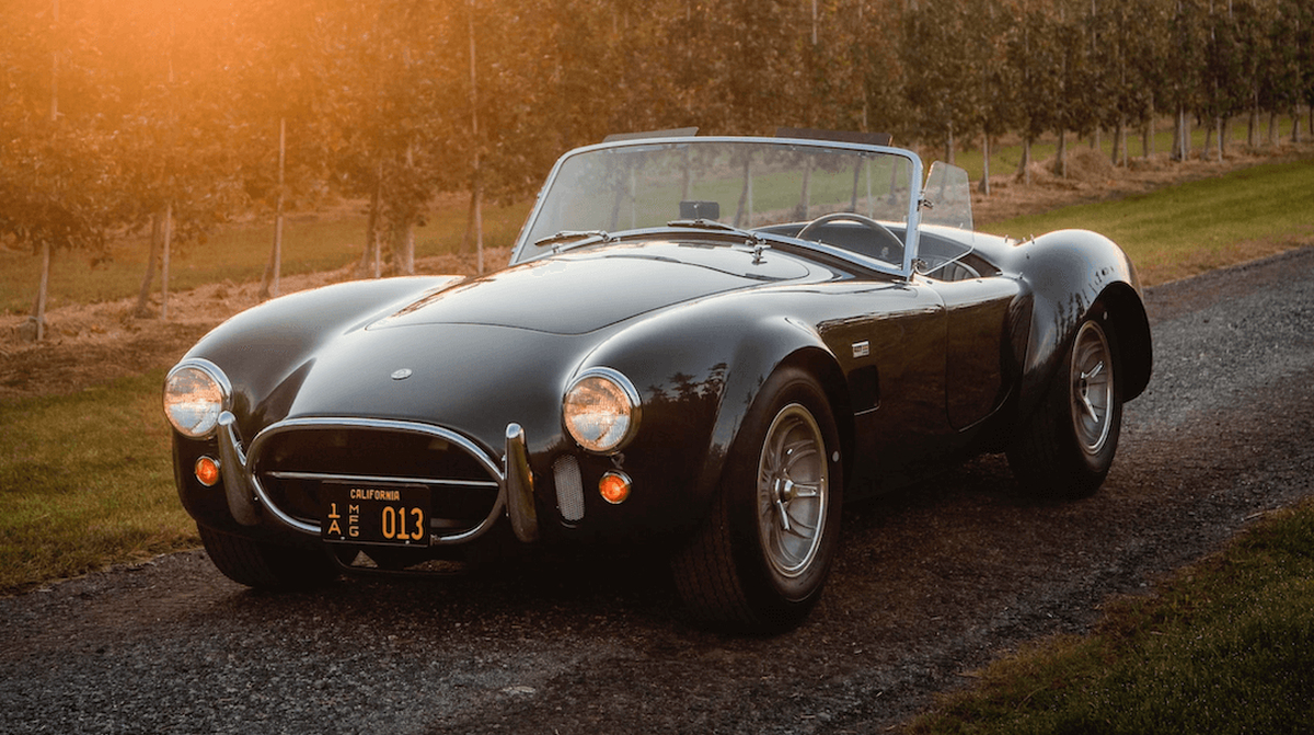 Carroll Shelby saját 1965-ös Shelby 427 Cobráját árverezik el hamarosan