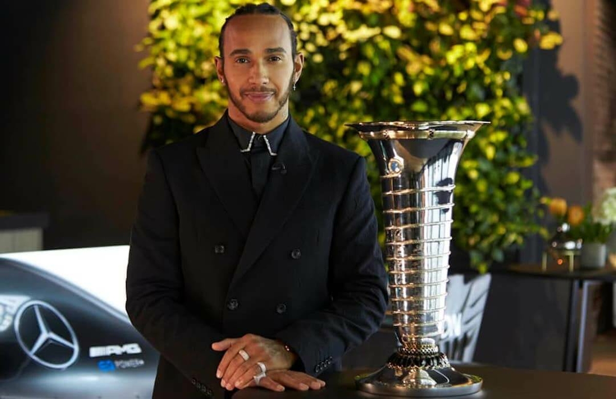 Sir Lewis Hamilton - lovagi rangot kapott a hétszeres világbajnok brit pilóta