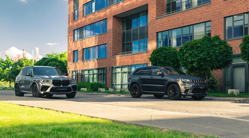 BMW X5 M Competition és Jeep Grand Cherokee Trackhawk - ez a liga már nem csupán a számokról szól