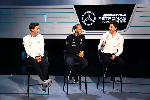 Lewis Hamilton: soha nem mondtam, hogy be akarom fejezni a versenyzést, szeretem, amit csinálok!