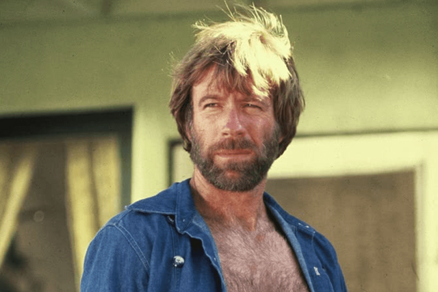 Így néz ki most a 83 éves Chuck Norris