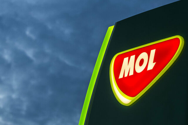 Harmadik hete korlátozza az üzemanyagszállítást a Mol