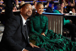Will Smith végül Chris Rocktól is bocsánatot kért, amiért pofon vágta az Oscar-gálán