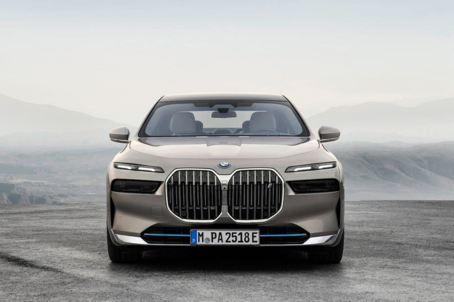 BMW i= - BMW 7-es sorozat - 2022