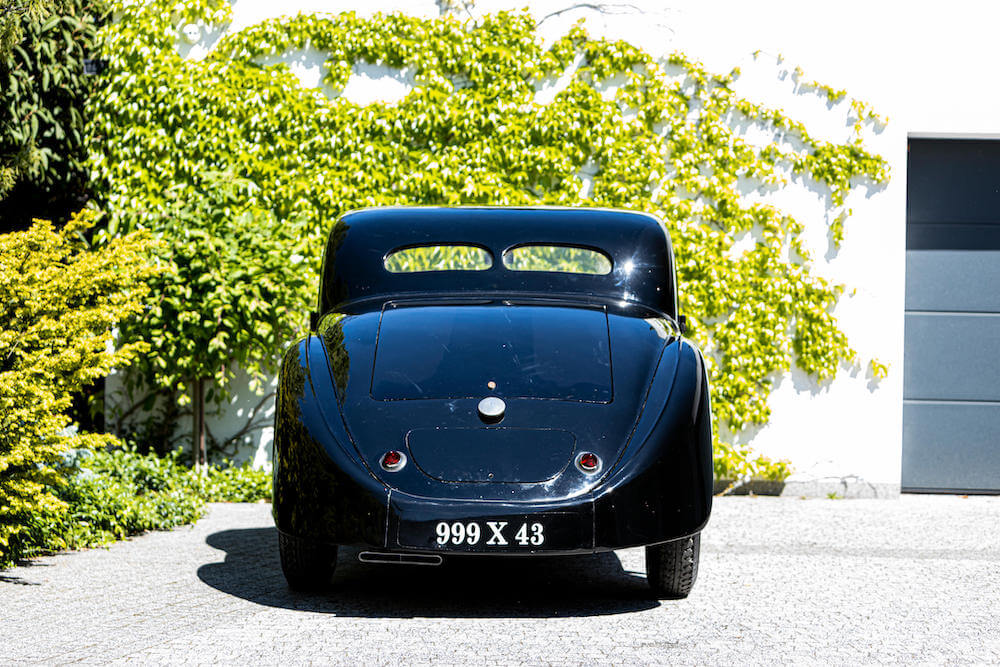Bonhams - Bugatti - árverés
