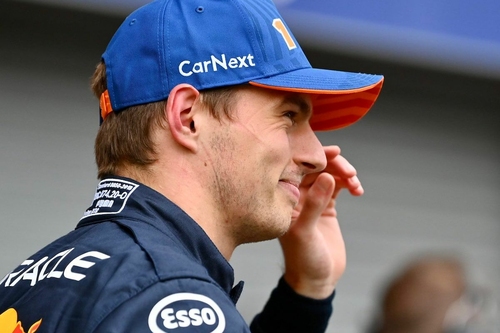 Verstappen indul az élről