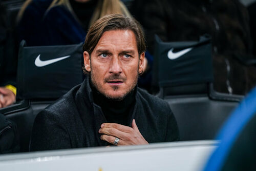 Egy SMS buktatta le Totti feleségét, 17 év után válik a focilegenda