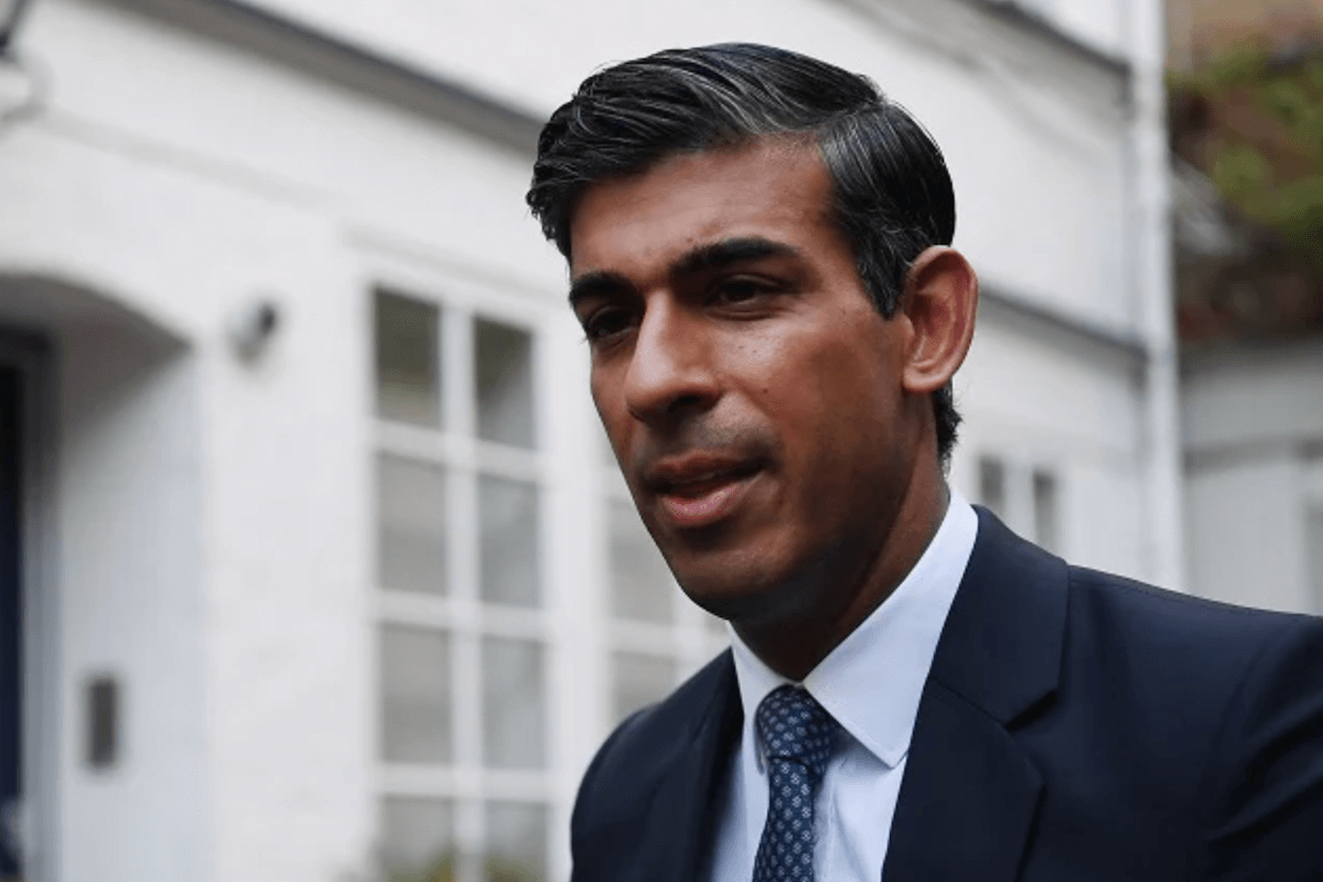 Rishi Sunak, az évszázad legfiatalabb és a brit politikatörténet első hindu miniszterelnöke