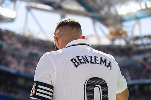 Hivatalos: Benzema marad a Real Madridnál