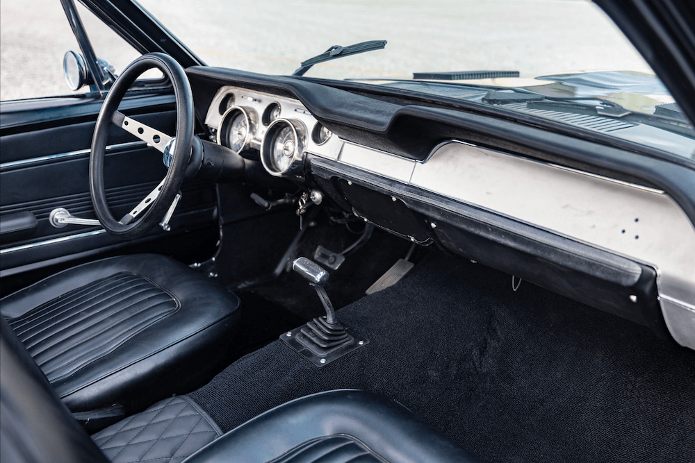A kívülálló - Ford Mustang - árverés
