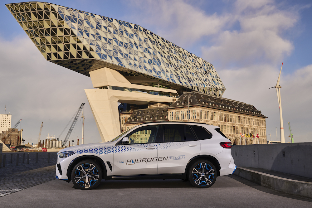 hidrogénhajtású BMW ix5  teljesítmény