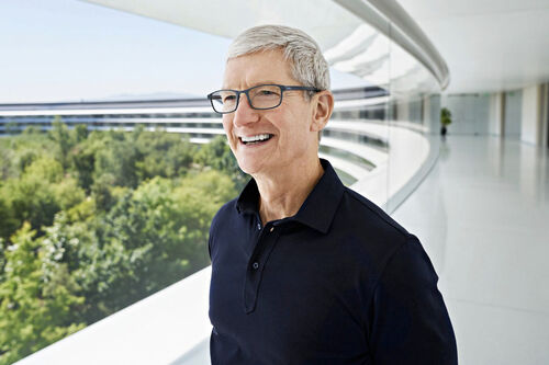 3 billió dollár feletti, történelmi csúcson az Apple