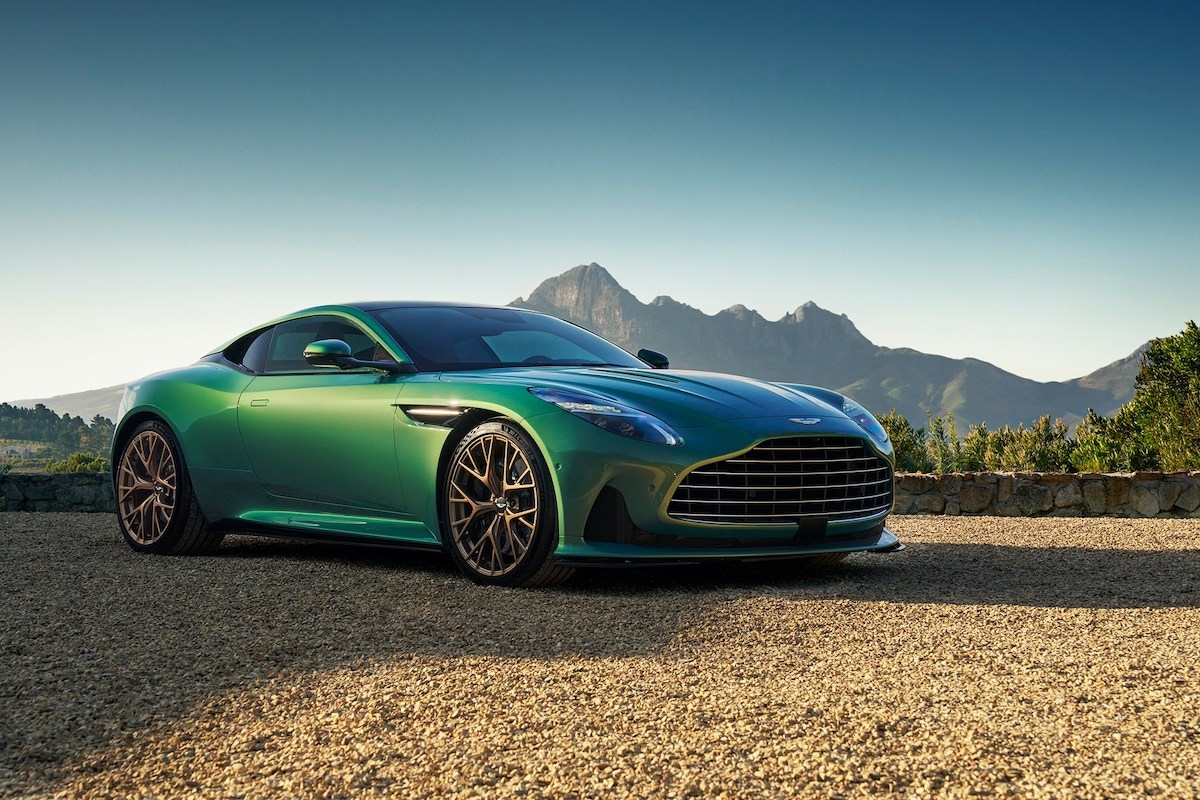 Aston Martin DB12: a csúcsteljesítmény és a páratlan luxus találkozása