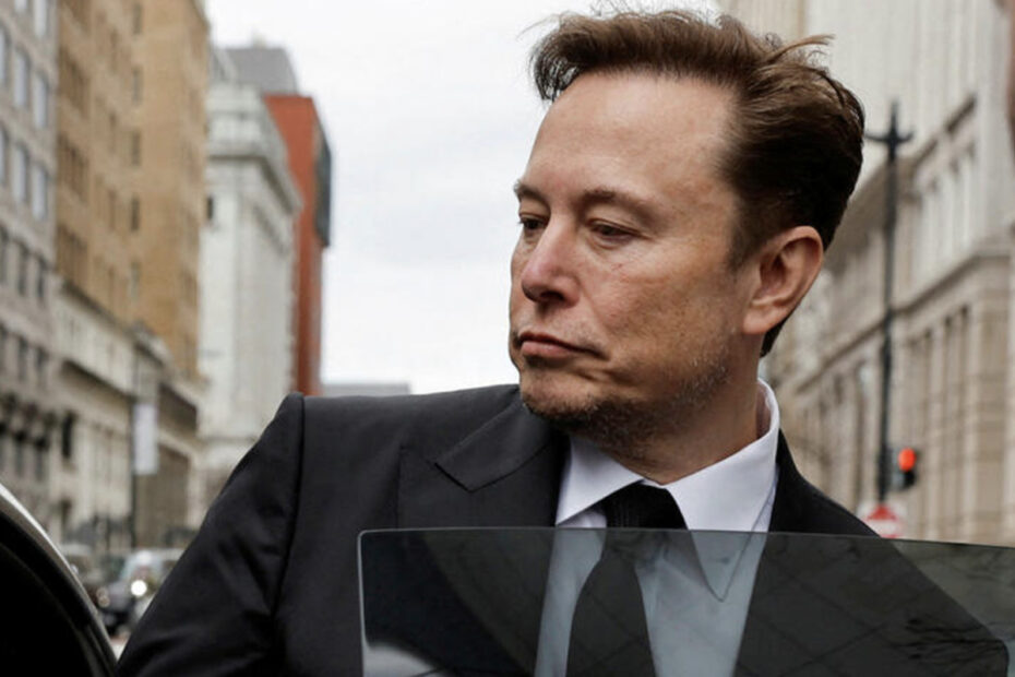 Elon Musk - új Tesla 2023 - elektromos autó