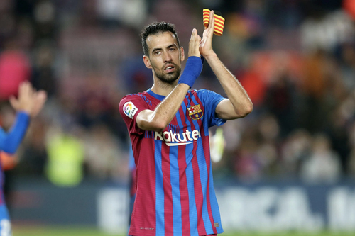 Sergio Busquets 18 év után elhagyja a Barcelonát
