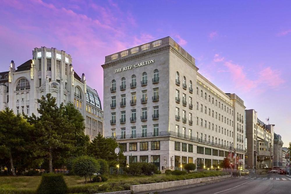 Ritz Carlton Budapest - legjobb 5 csillagos szállodák