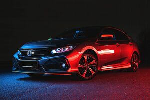 Világszerte 1,3 millió autót hív vissza a Honda