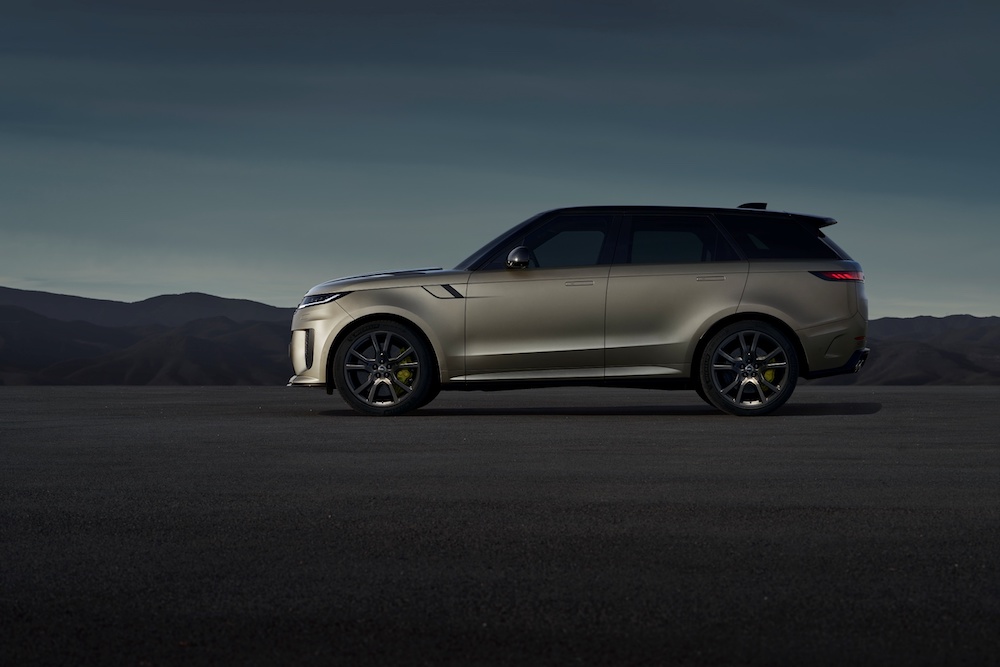 Range Rover SV SUV teljesítmény - online férfimagazin