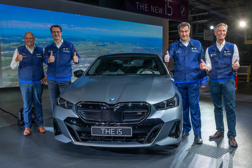 BMW i5 - sorozatgyártás - 2023