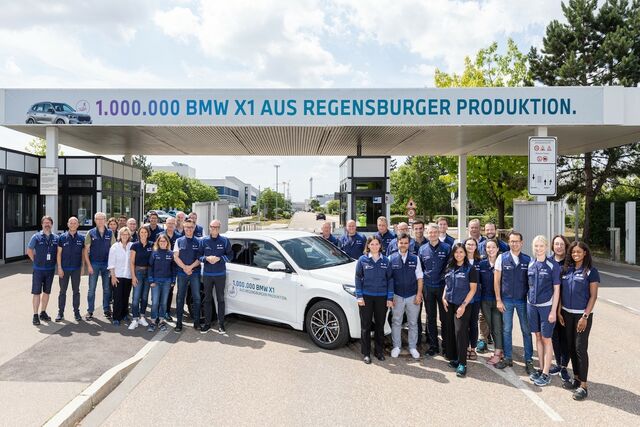 Legurult a gyártósorról az egymilliomodik BMW X1