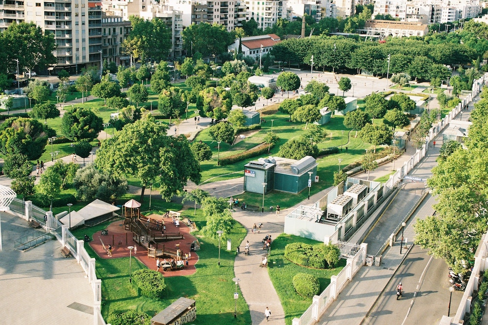 park - természet - egészség - zöldövezet - lakóhely