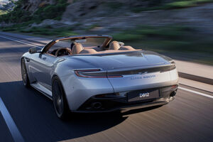 Az Aston Martin új kabriójának nem csak a teljesítménye szédítő