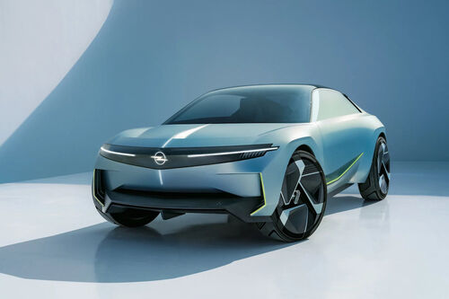 Futurisztikus autót mutatott be az Opel