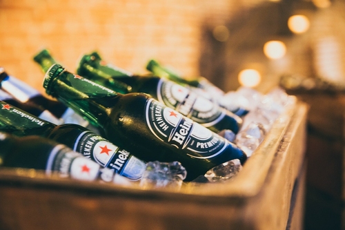 A Heineken 1 euróért eladta oroszországi érdekeltségeit